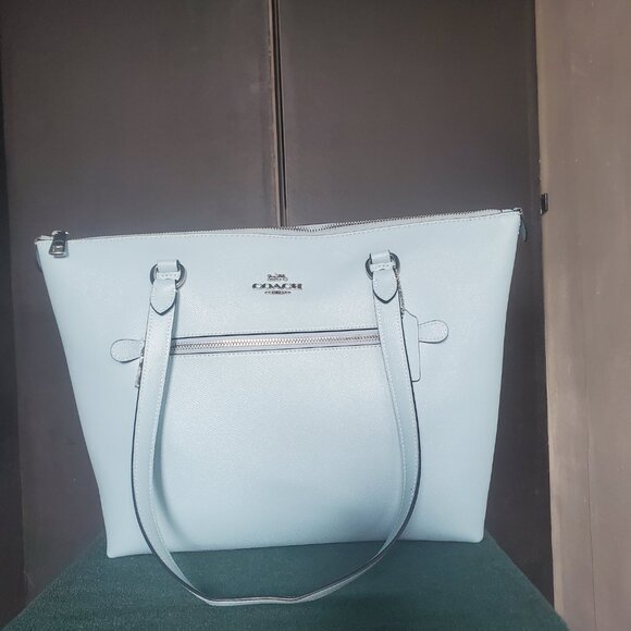Light blue Coach tote - Picture 5 of 11